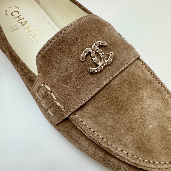 NIB Chanel CC Chain Mocassin Loafers - Picture 4 of 6